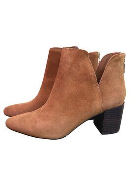 Blondo Waterproof Tanner Bootie Size 8 Cow Suede Upper Heal NWOB Western